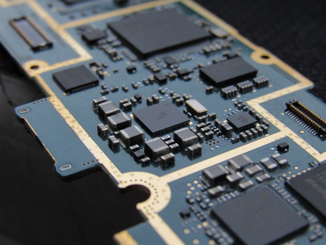 AI 공장장의 등장: 반도체 설계-제조 혁신을 이끌까?