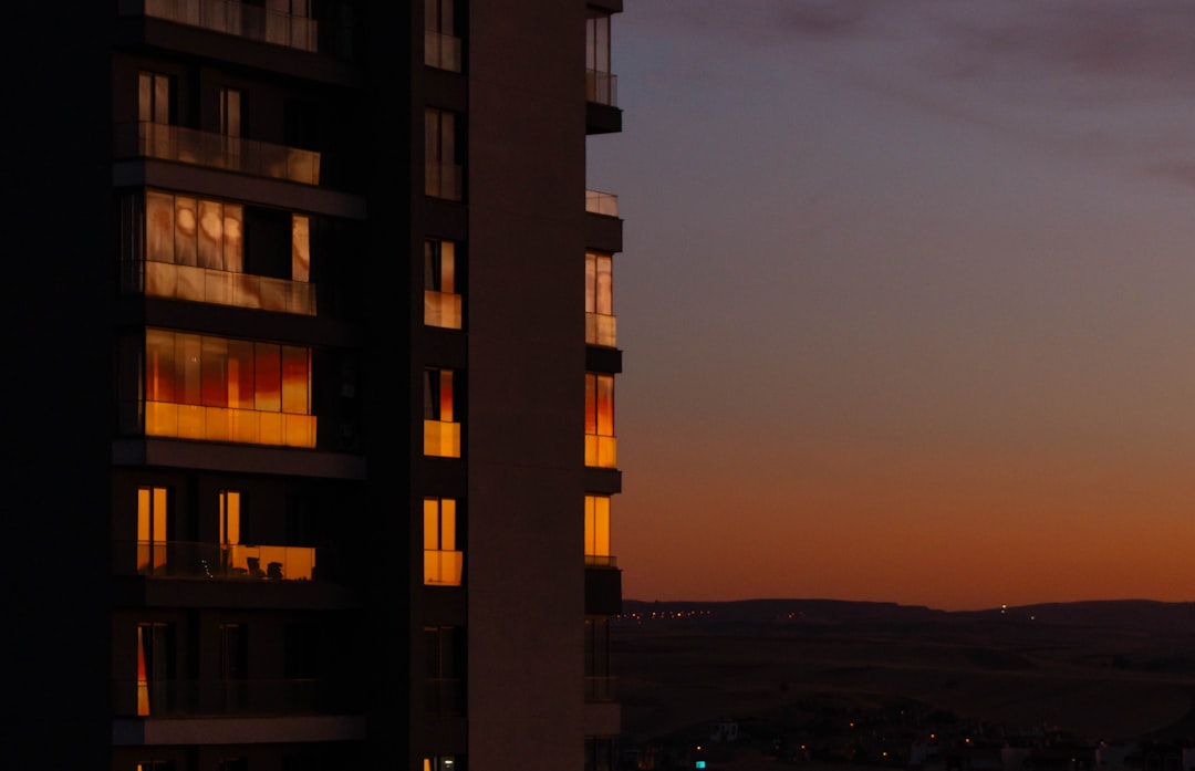 부동산 시장 심층 분석