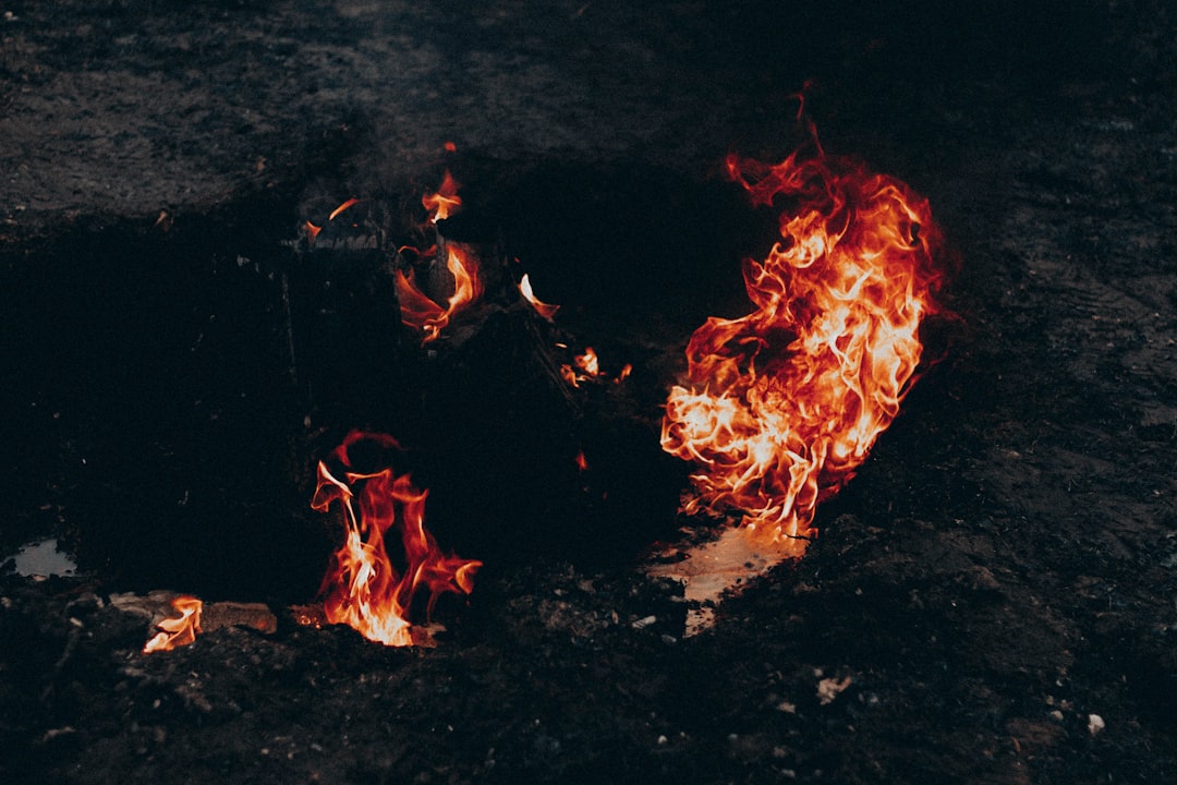 미국-이란 갈등 심화: 한국 전자·반도체 산업, 위기인가 기회인가?