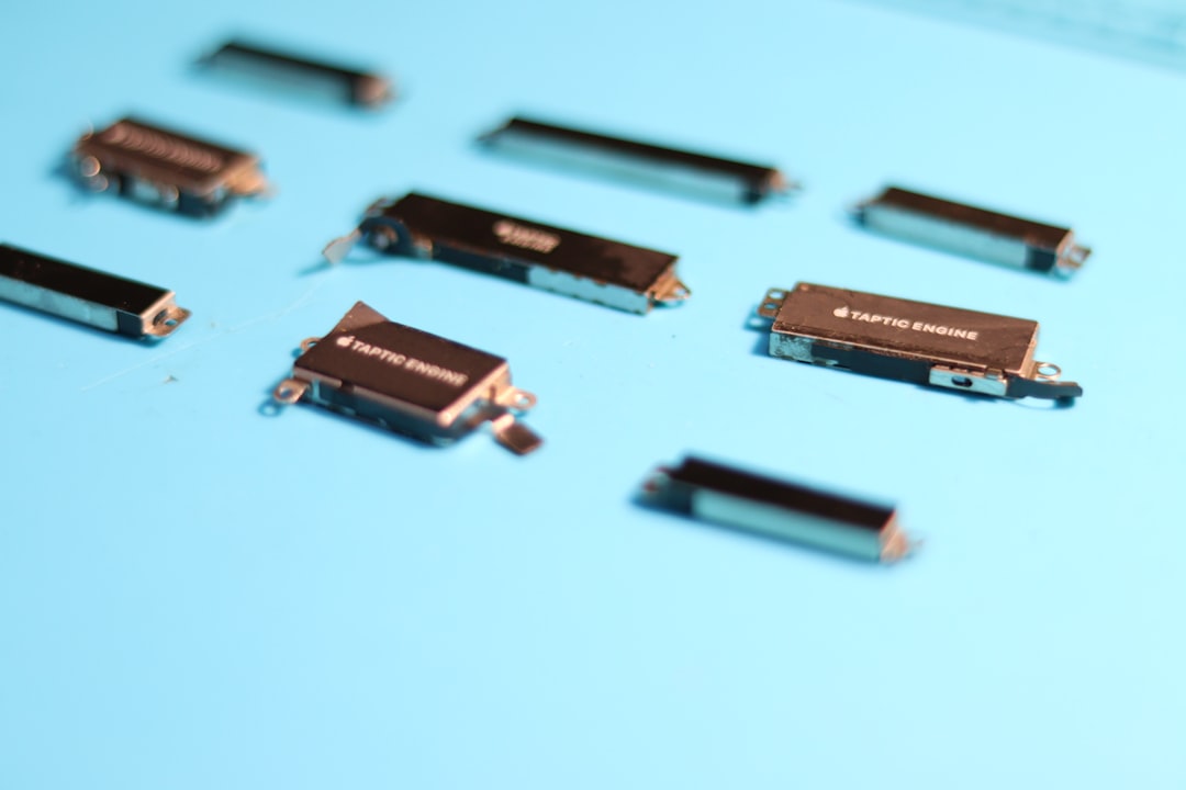 AI 반도체 경쟁 심화, 삼성·SK하이닉스에 기회? HBM 시장 집중 분석