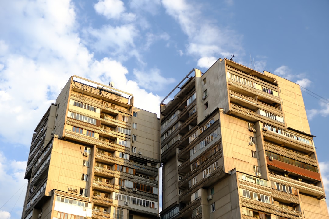 대구 아파트 보합 전환: 바닥 신호탄인가, 숨고르기 국면인가?