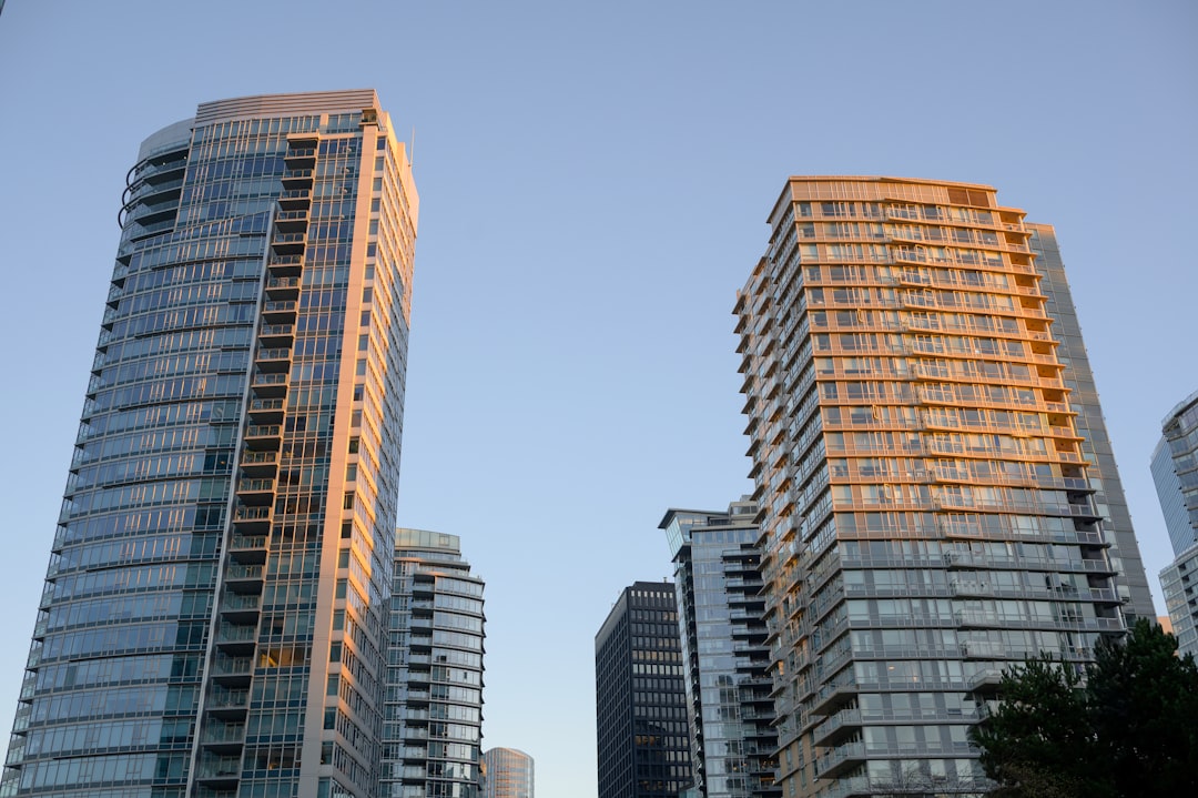 의왕더샵캐슬 무순위 청약 분석: 실수요 및 투자 전략 심층 가이드