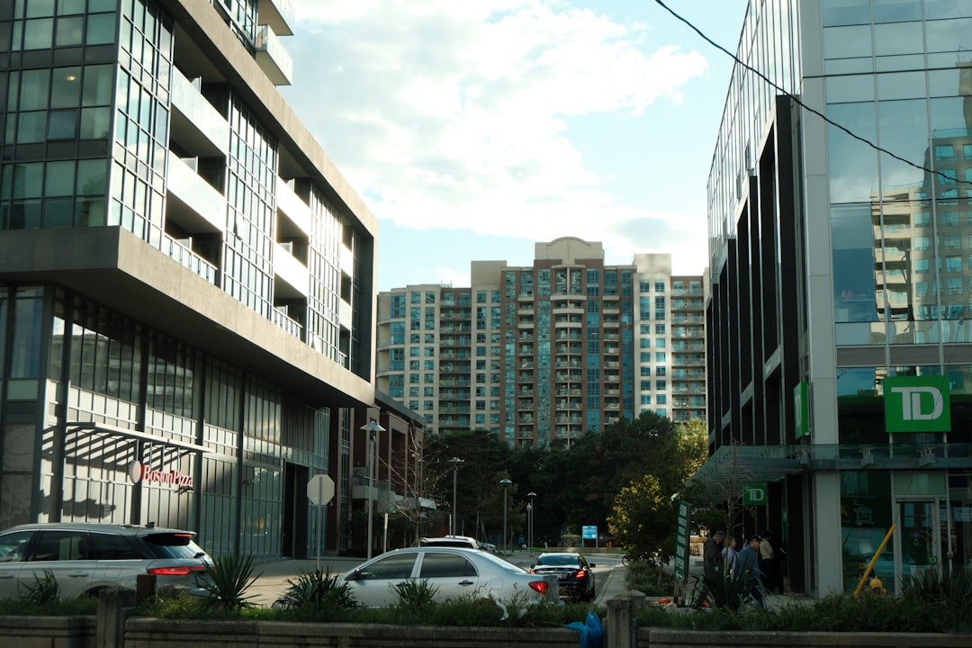 강남 키즈 효과? 재건축發 집값 상승, 투자 기회인가 위기인가