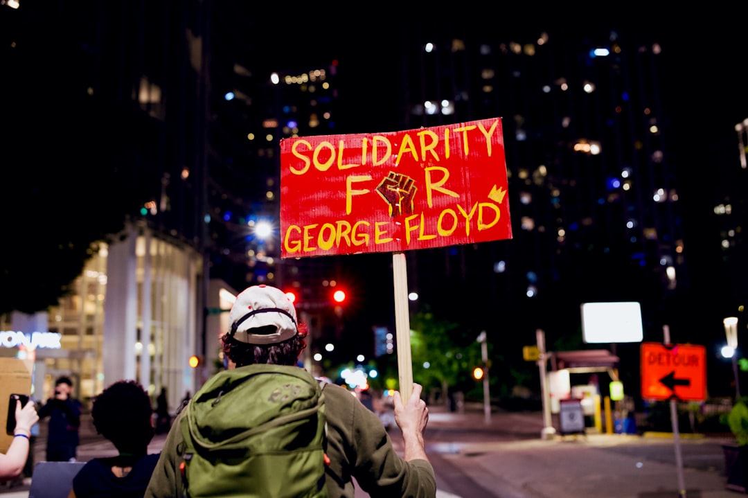 심화되는 불평등, 사회 시스템 붕괴의 뇌관인가: 위기 진단과 해법